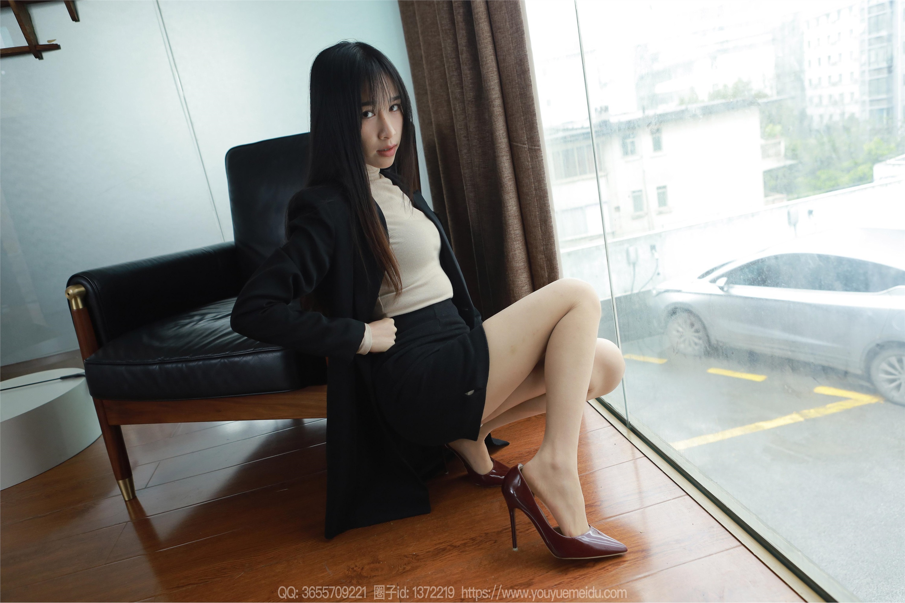 IESS异思趣向  2024.03.20 丝享家 1694 美子《OL小黑裙》